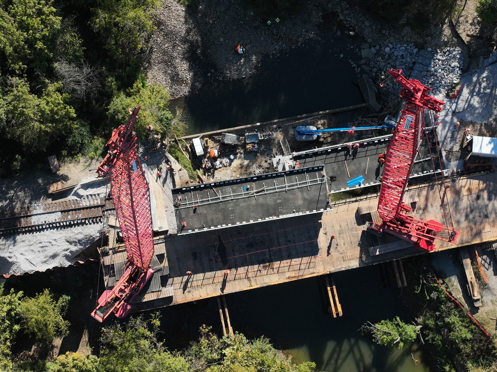 Shelbyville project span setting