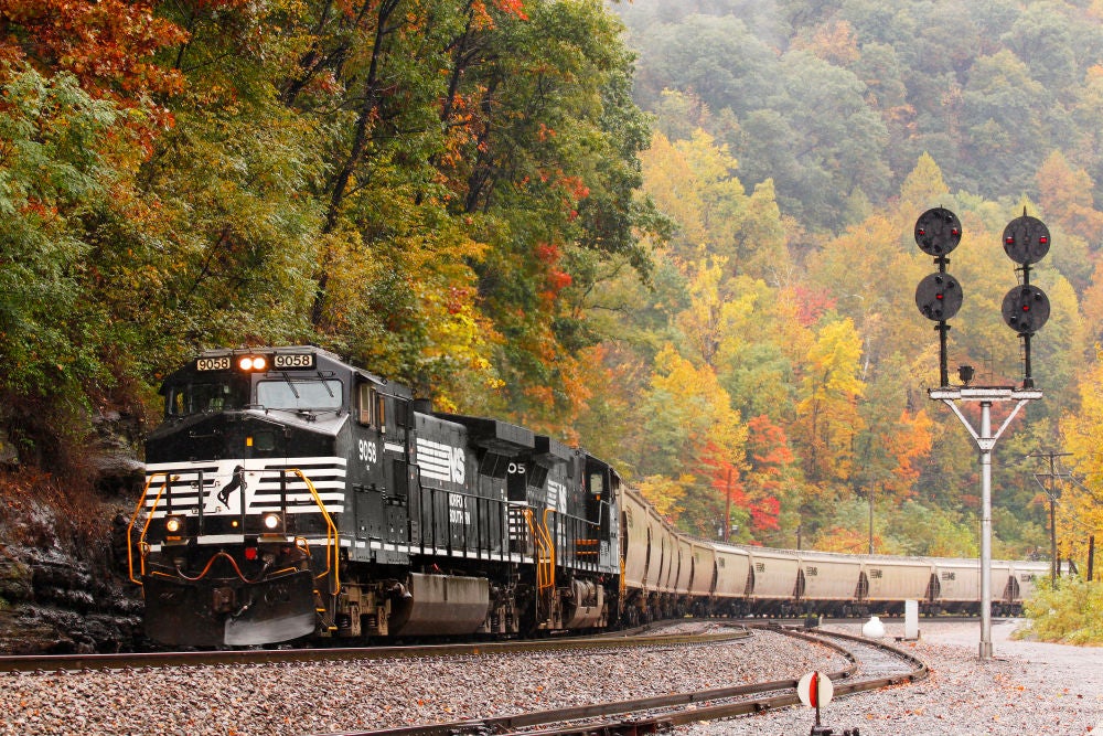 NS grain train - Keystone, WV