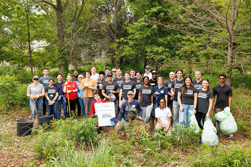 NS volunteers stretch across 650 miles for Earth Day 