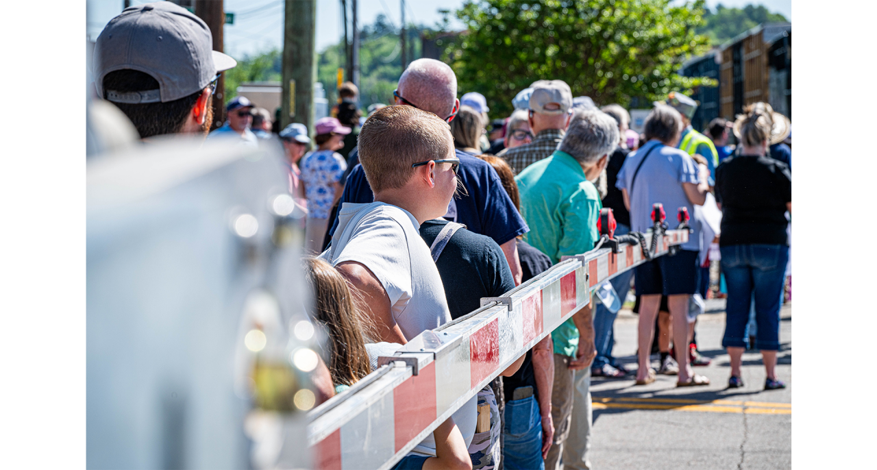 Crowd at Old Fort Loops reopening