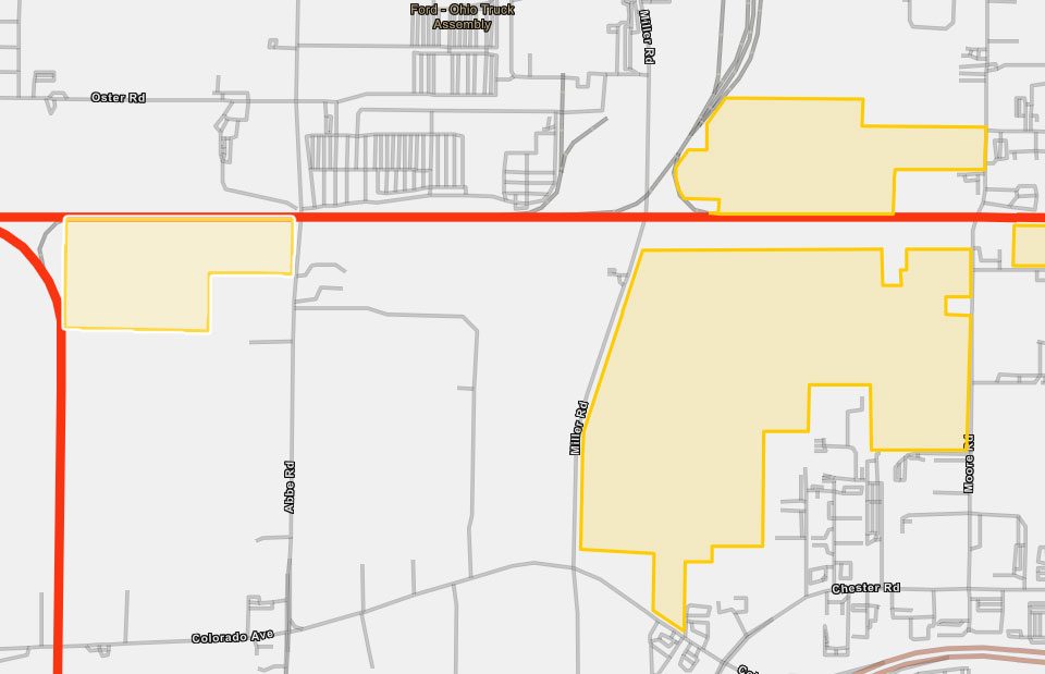 Norfolk Southern Railway country rail tracks parallel to highway for chemicals transported by rail 